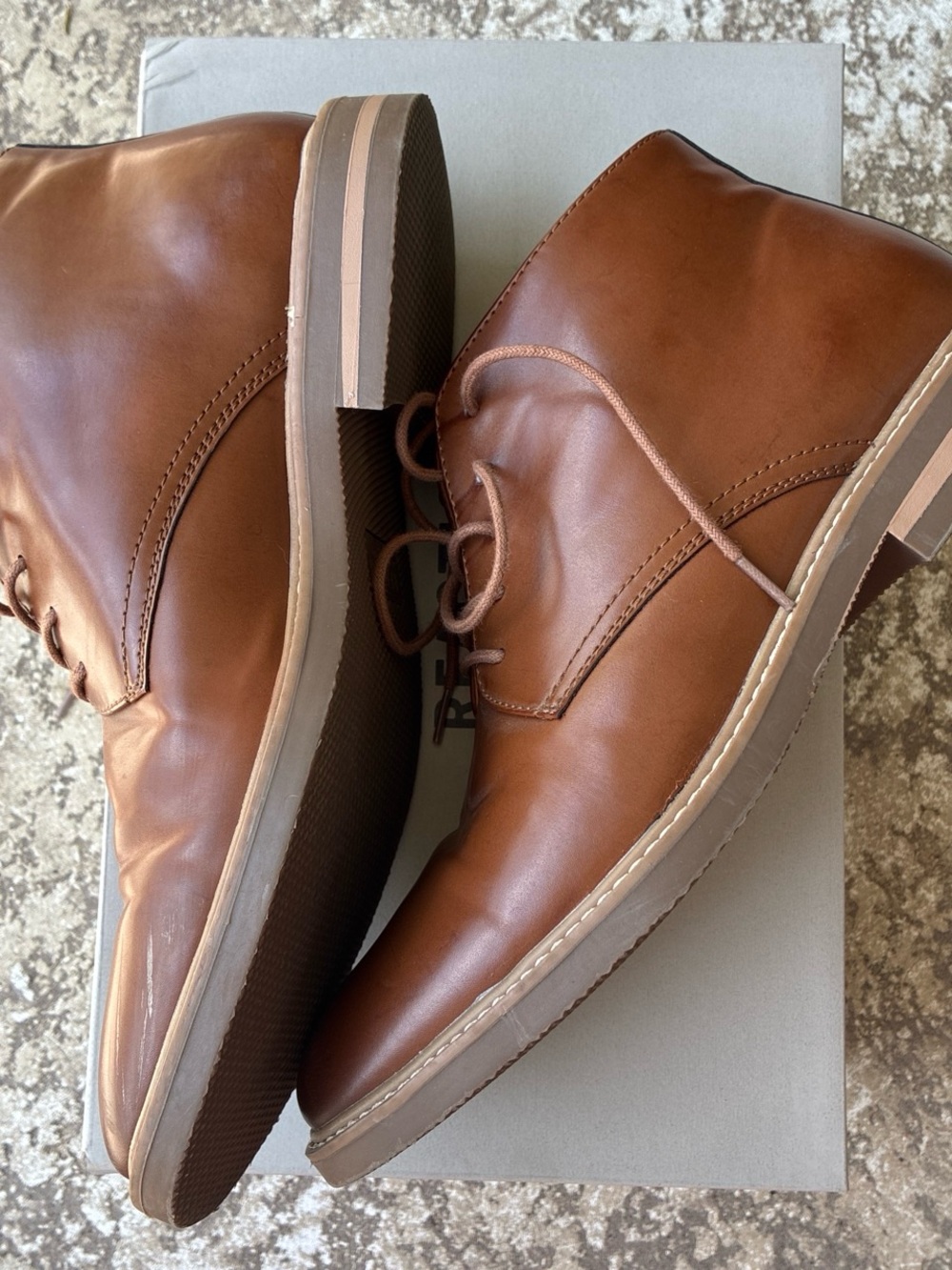 Men's Brown Leather Chukka Boots - Classic Casual. Kenneth Cole Reaction